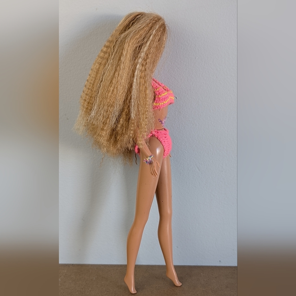 Barbie | 1998 Butterfly Art Tattoo Barbie Doll - Picture 2 of 12